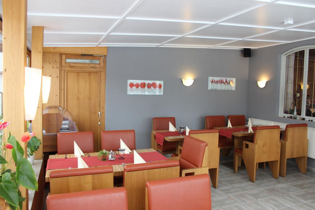 Ristorante Pizzeria Pension Taormina Росхауптен Экстерьер фото